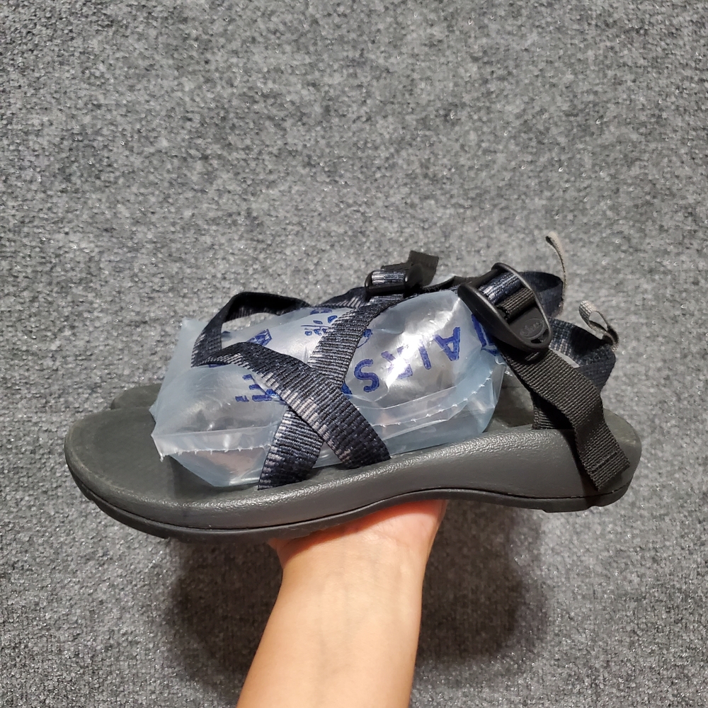 Chaco Unisex Kids Z1 Ecotread Sandal Adjustable Straps Amp Navy Size 6 Big Kid